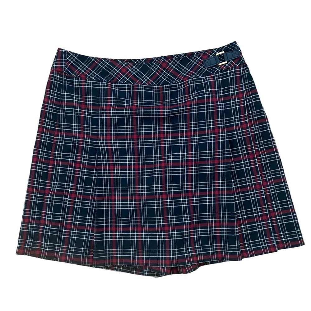 St. John sport red and‎ black plaid skort